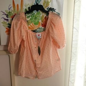 A low cut puffed sleeves peach and gold top size S by Hester &orchard for $15